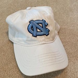 UNC baseball cap. Good condition.